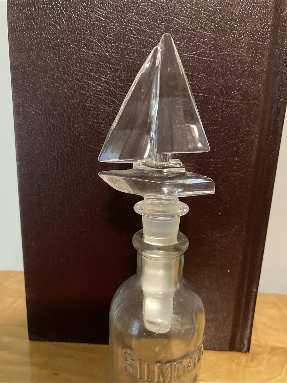 MIKASA FINE CRYSTAL Sailboat Shaped Bottle Stopper
